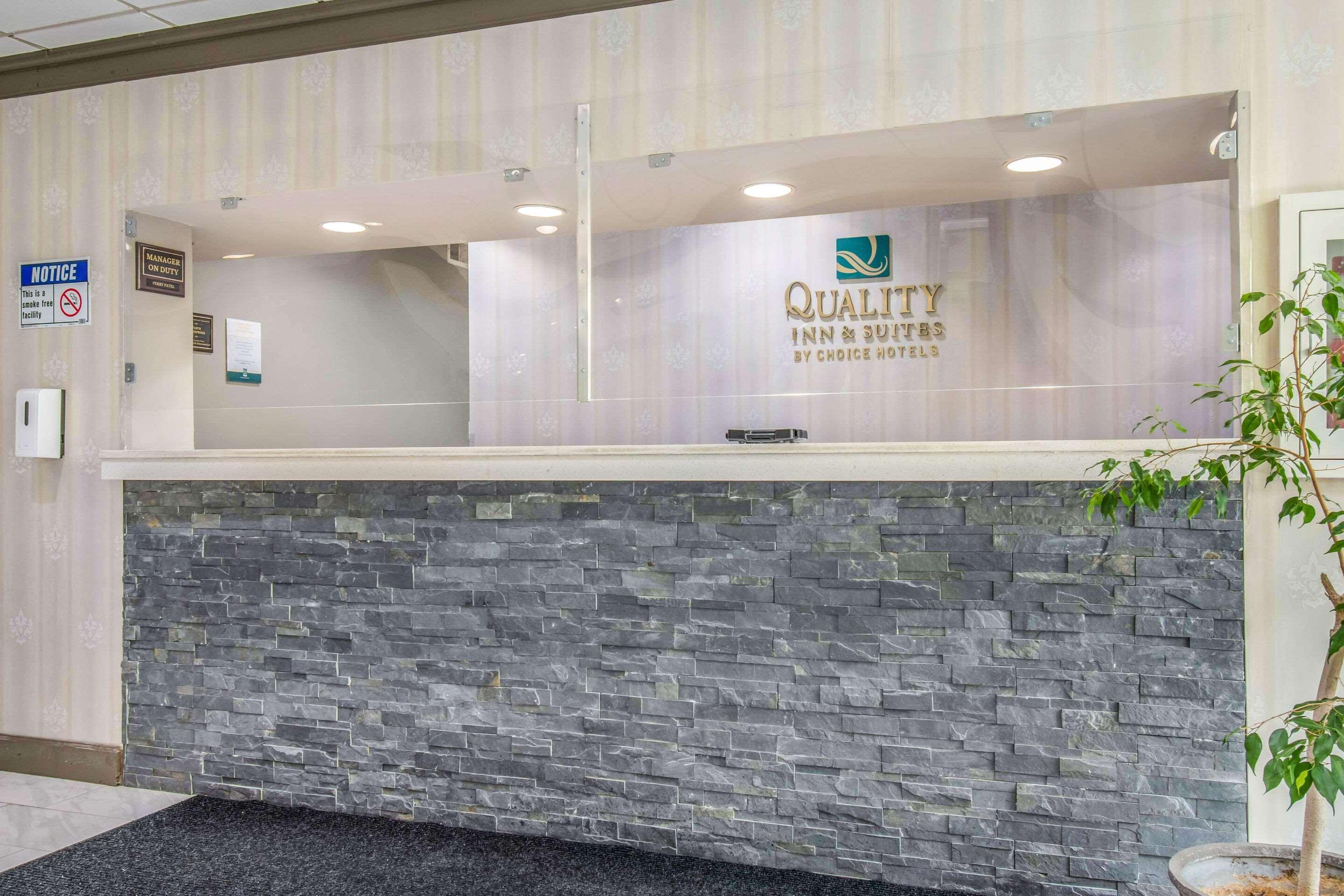 Quality & East Hotel 3*